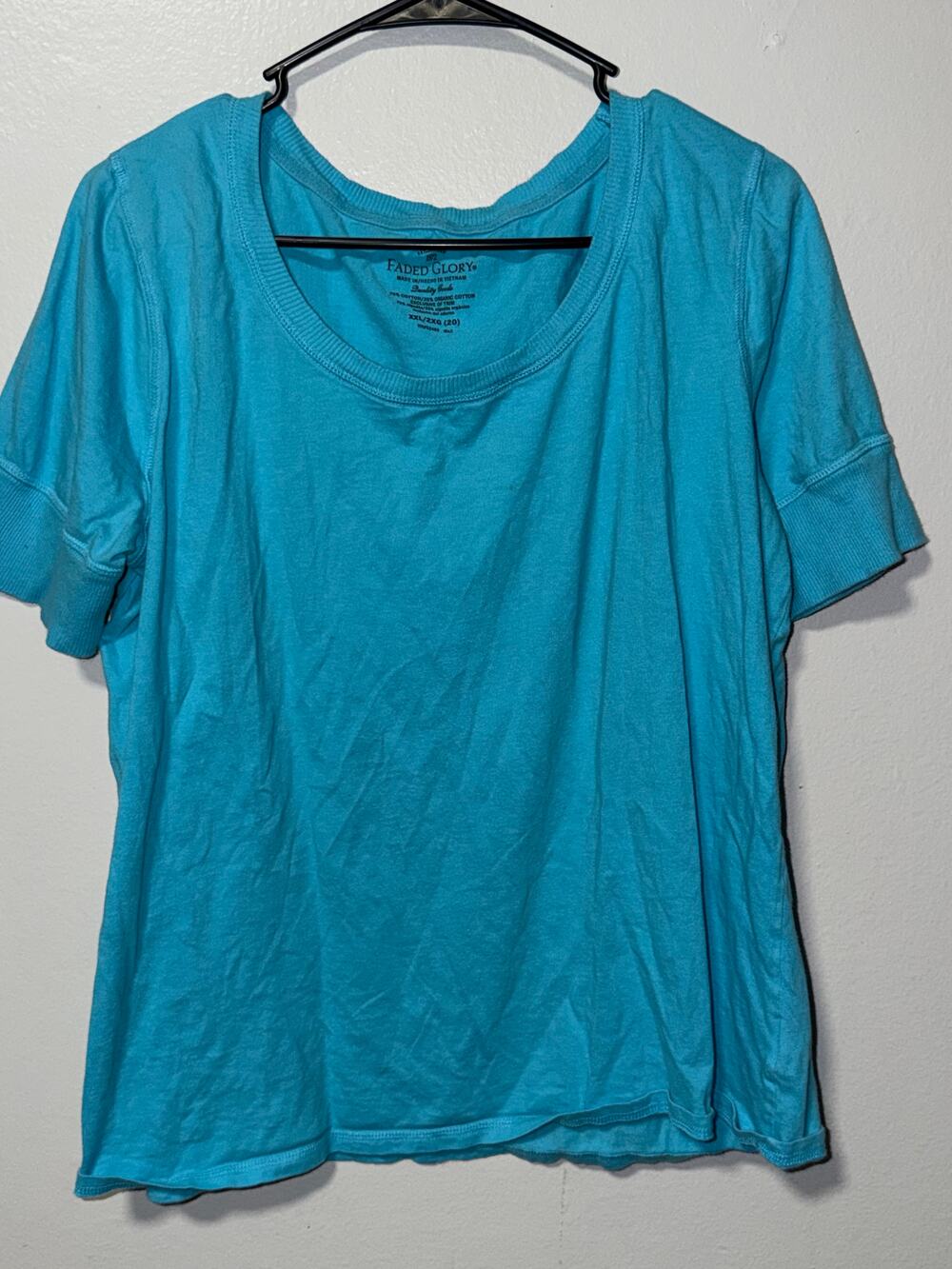 Faded Glory Turquoise Short Sleeve Top Scoop Neck Ribbed Cuffs